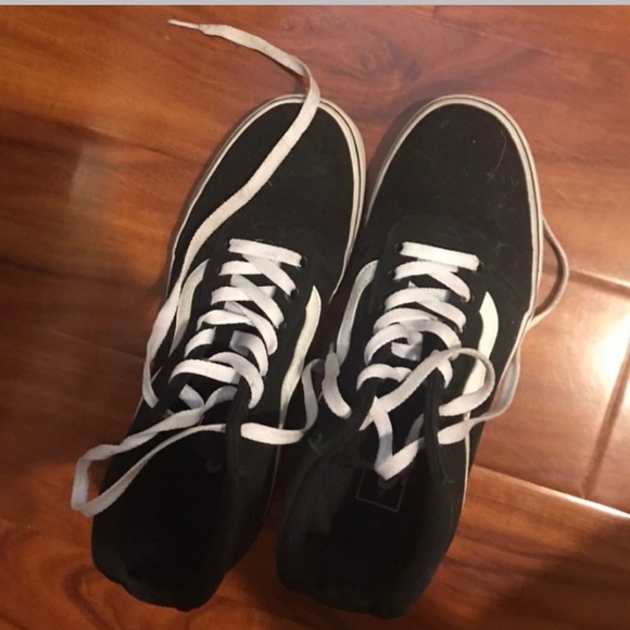 high top, black and white vans - Picture 3 of 4